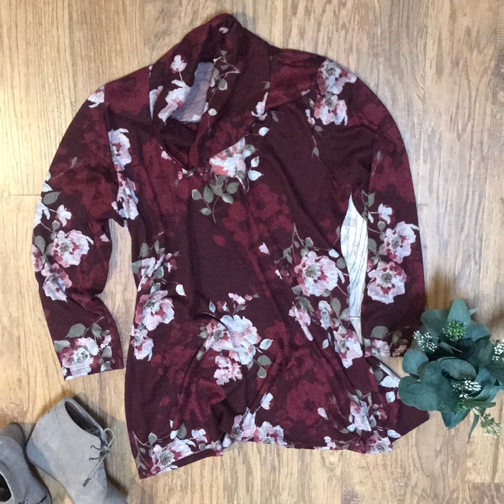 New soft knit floral tunic